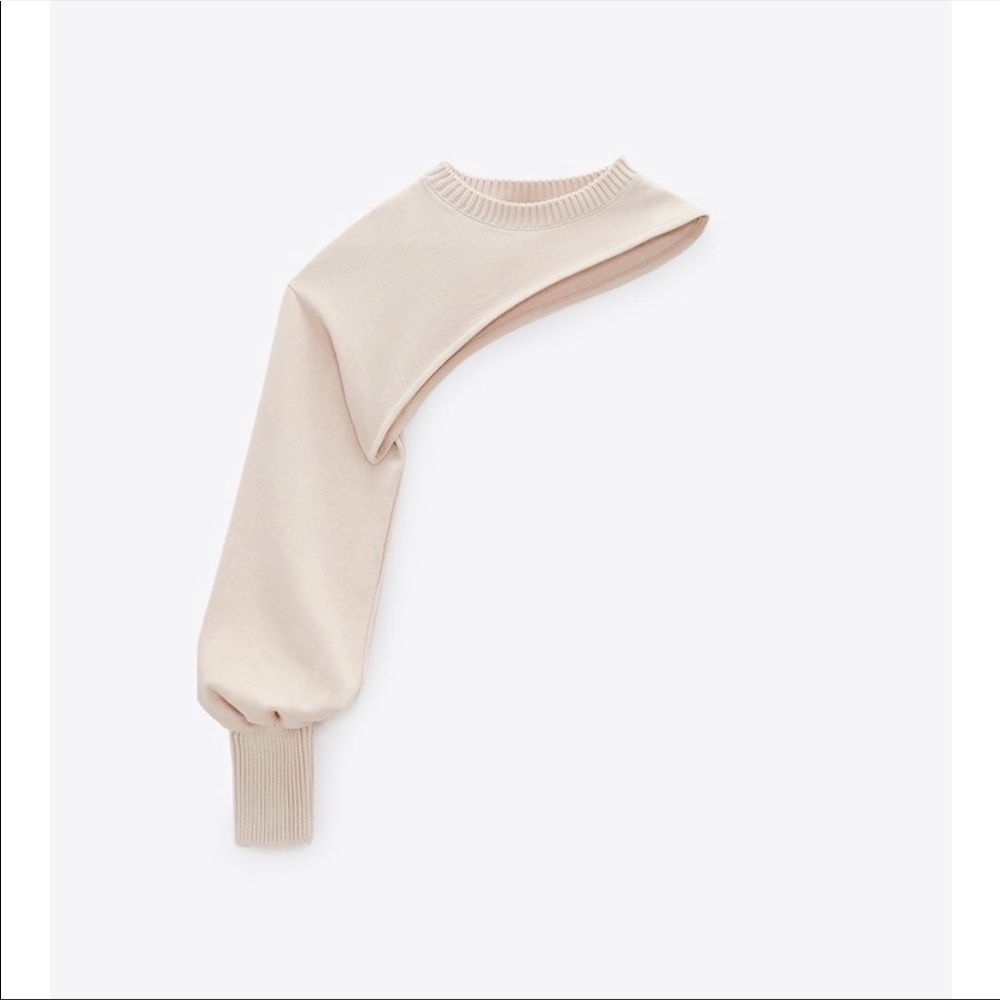 ZARA Large ASYMMETRIC CROPPED SWEATSHIRT - Picture 3 of 9